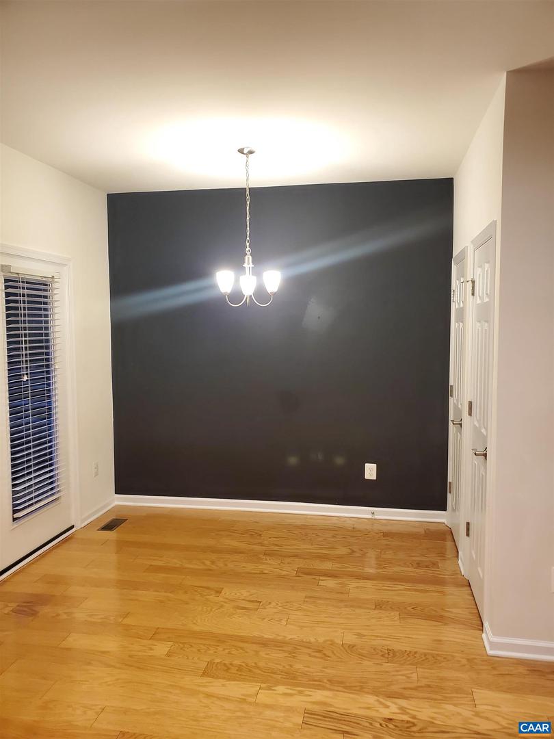139 LONGWOOD DR, CHARLOTTESVILLE, Virginia 22903, 4 Bedrooms Bedrooms, ,3 BathroomsBathrooms,Residential,For sale,139 LONGWOOD DR,664524 MLS # 664524