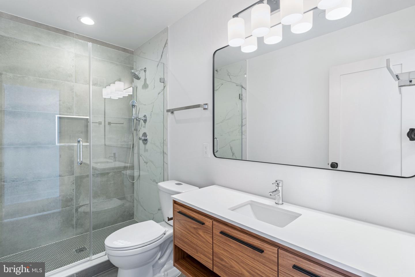 845 19TH ST NE #PH-12, WASHINGTON, District Of Columbia 20002, 2 Bedrooms Bedrooms, ,2 BathroomsBathrooms,Residential,For sale,845 19TH ST NE #PH-12,DCDC2200654 MLS # DCDC2200654