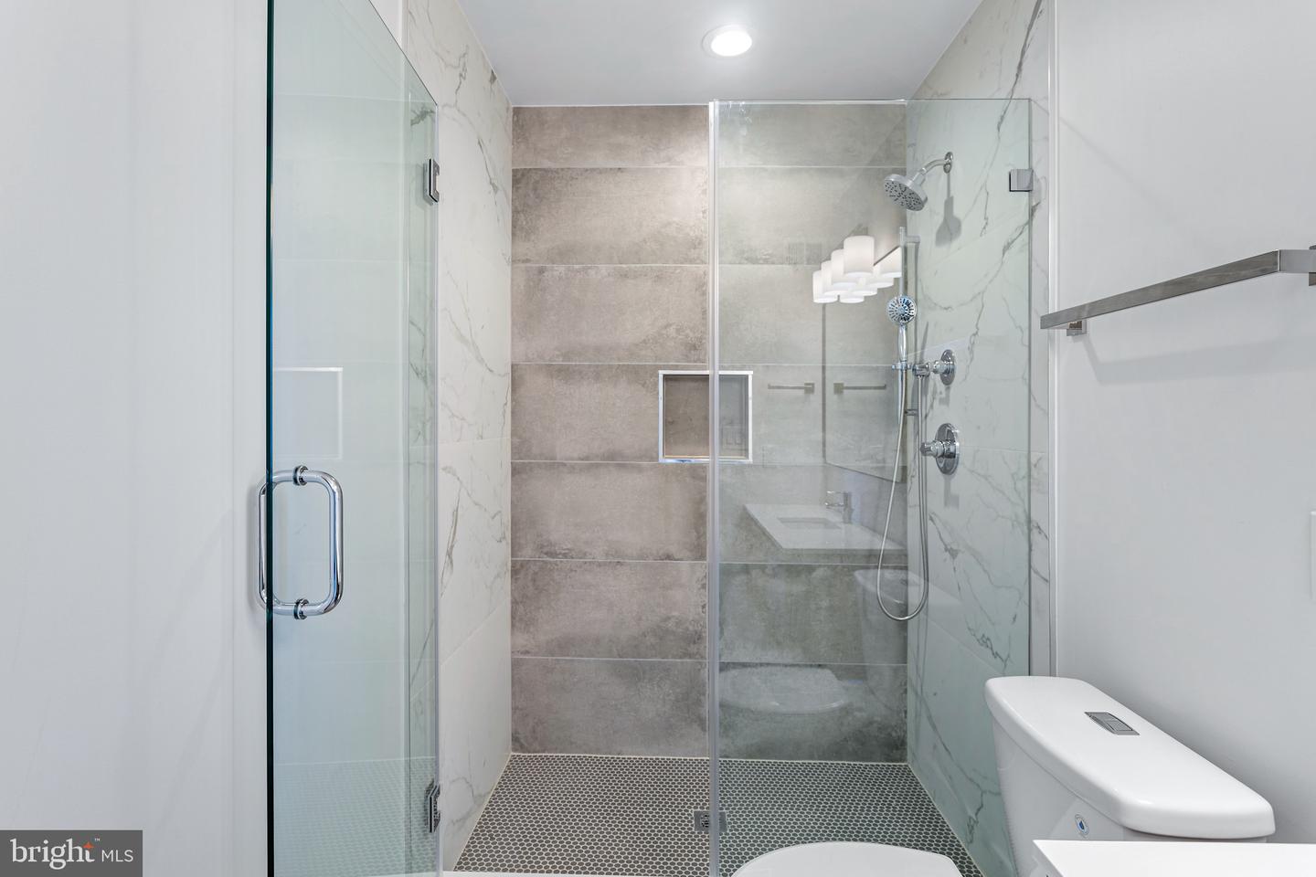 845 19TH ST NE #PH-12, WASHINGTON, District Of Columbia 20002, 2 Bedrooms Bedrooms, ,2 BathroomsBathrooms,Residential,For sale,845 19TH ST NE #PH-12,DCDC2200654 MLS # DCDC2200654