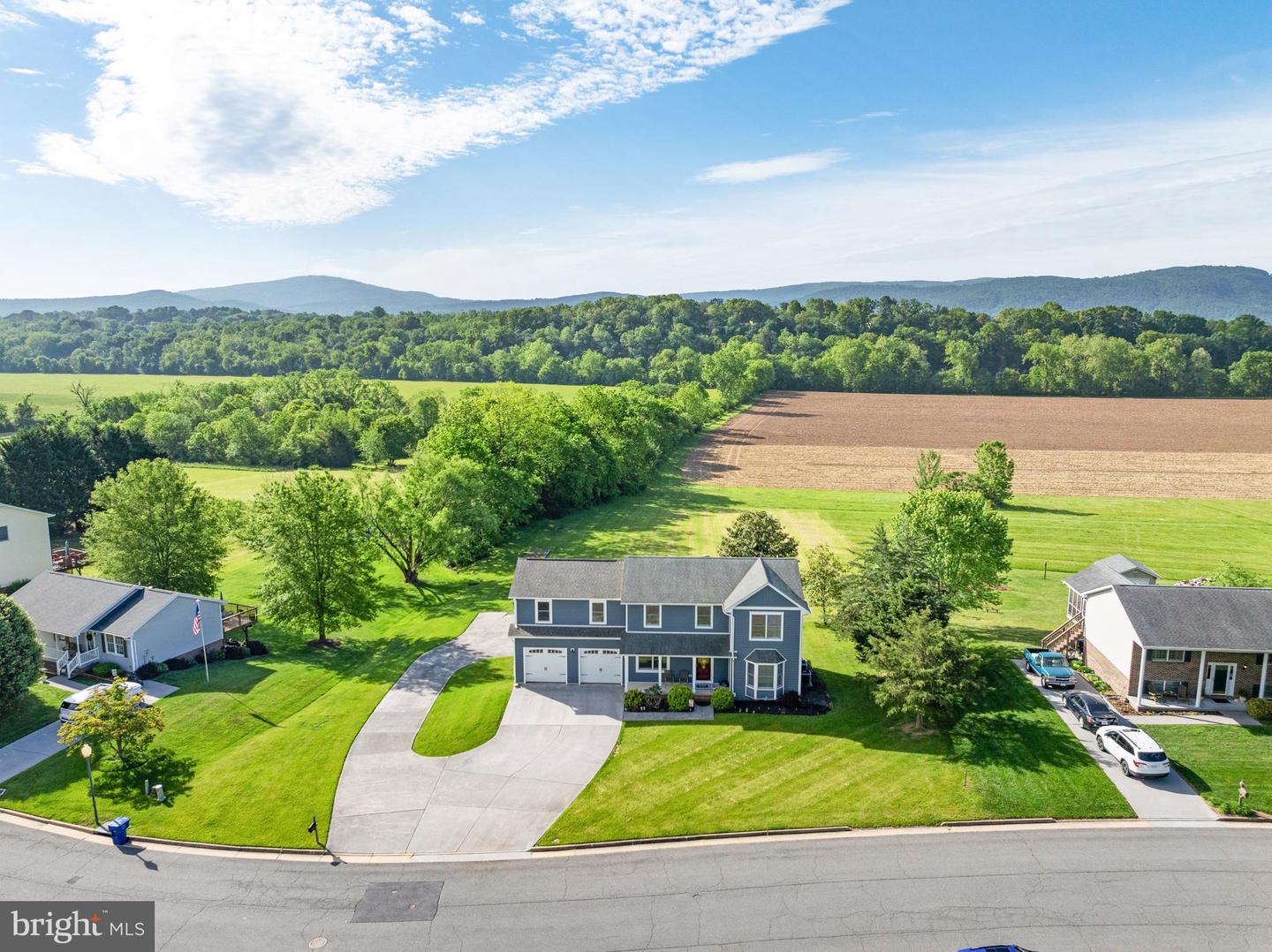 1117 KESLER RD, FRONT ROYAL, Virginia 22630, 4 Bedrooms Bedrooms, ,4 BathroomsBathrooms,Residential,For sale,1117 KESLER RD,VAWR2011166 MLS # VAWR2011166