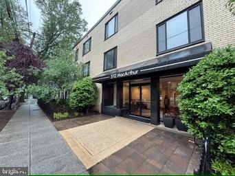 5112 MACARTHUR BLVD NW #101, WASHINGTON, District Of Columbia 20016, 1 Bedroom Bedrooms, ,2 BathroomsBathrooms,Residential,For sale,5112 MACARTHUR BLVD NW #101,DCDC2200688 MLS # DCDC2200688