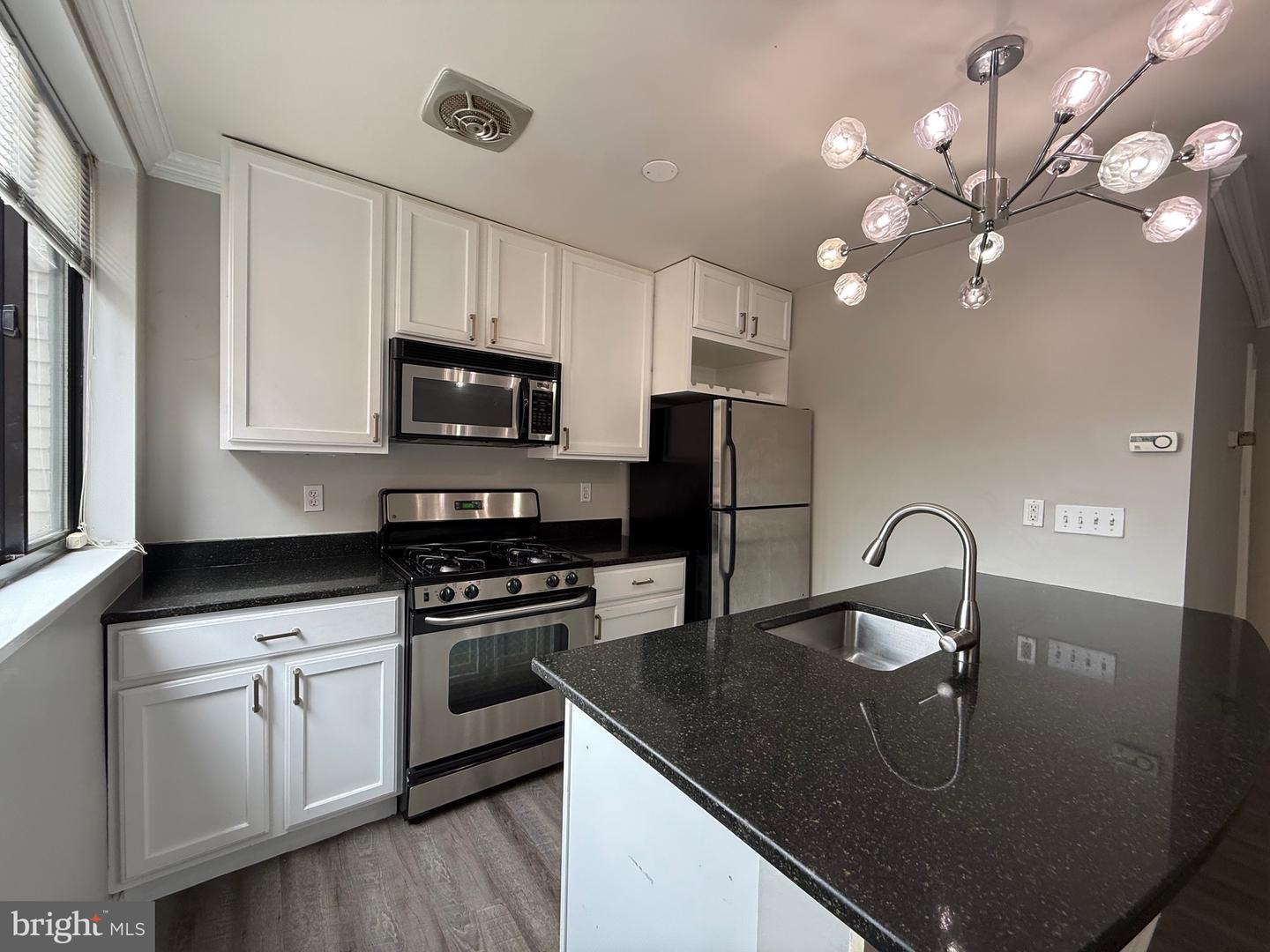 5112 MACARTHUR BLVD NW #101, WASHINGTON, District Of Columbia 20016, 1 Bedroom Bedrooms, ,2 BathroomsBathrooms,Residential,For sale,5112 MACARTHUR BLVD NW #101,DCDC2200688 MLS # DCDC2200688