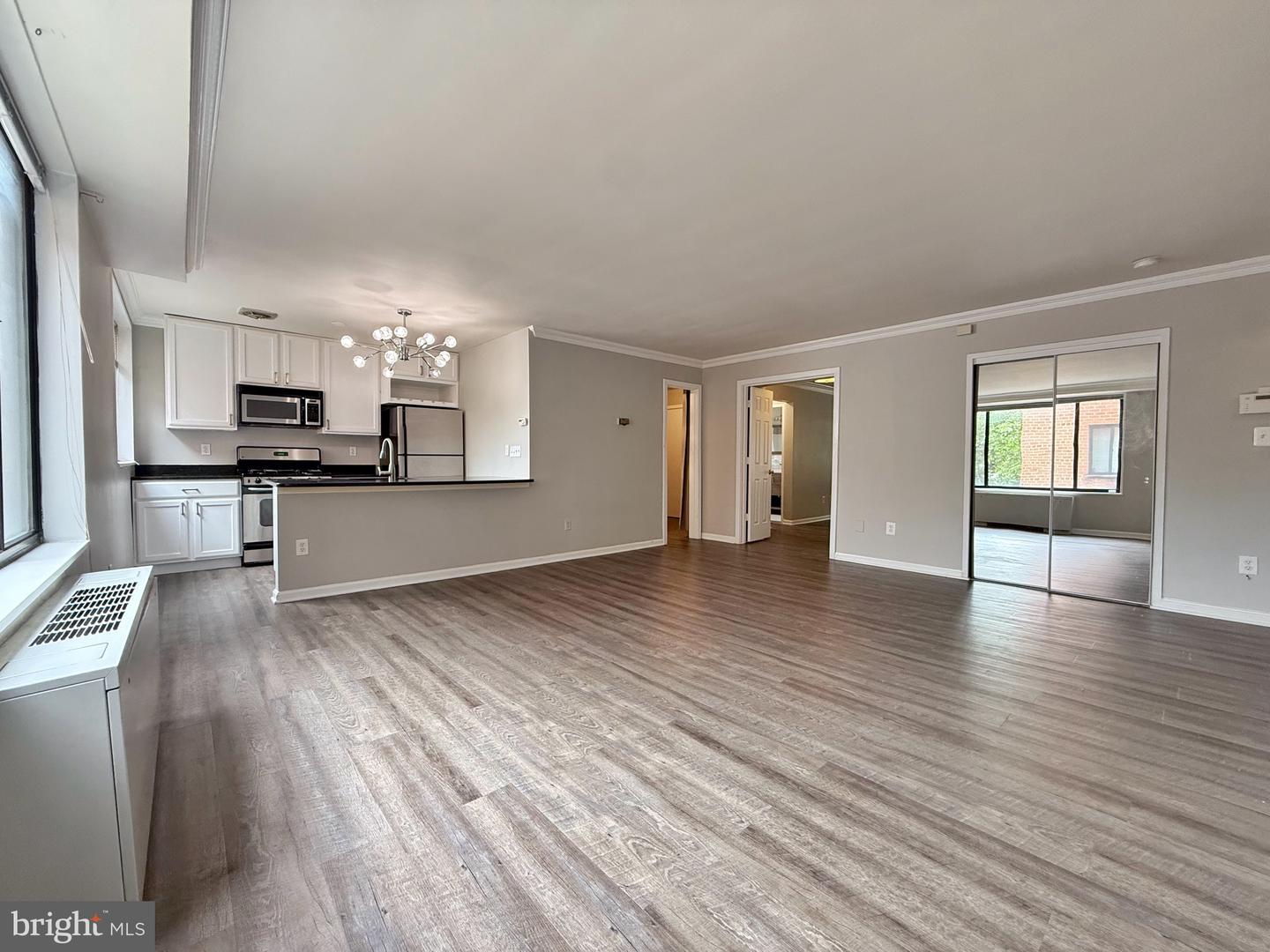 5112 MACARTHUR BLVD NW #101, WASHINGTON, District Of Columbia 20016, 1 Bedroom Bedrooms, ,2 BathroomsBathrooms,Residential,For sale,5112 MACARTHUR BLVD NW #101,DCDC2200688 MLS # DCDC2200688