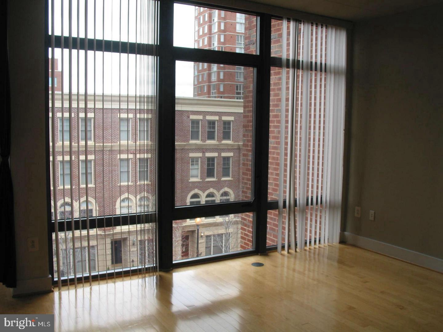 520 JOHN CARLYLE ST #310, ALEXANDRIA, Virginia 22314, 1 Bedroom Bedrooms, ,1 BathroomBathrooms,Residential,For sale,520 JOHN CARLYLE ST #310,VAAX2045364 MLS # VAAX2045364