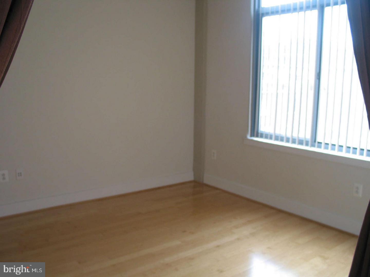 520 JOHN CARLYLE ST #310, ALEXANDRIA, Virginia 22314, 1 Bedroom Bedrooms, ,1 BathroomBathrooms,Residential,For sale,520 JOHN CARLYLE ST #310,VAAX2045364 MLS # VAAX2045364
