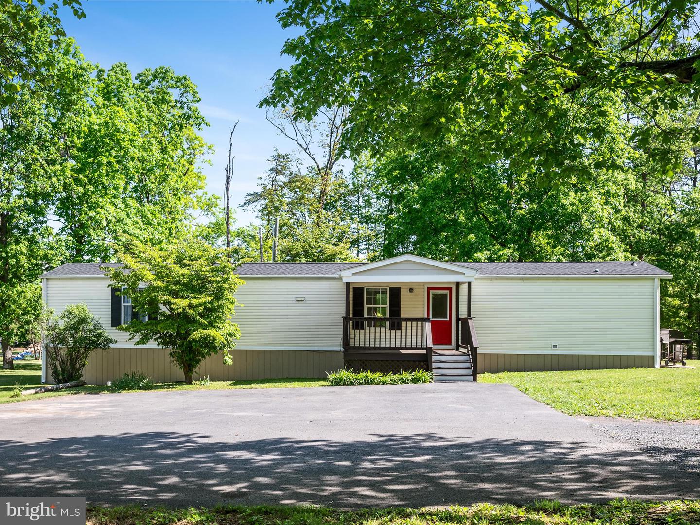 455 MARPLE RD, WINCHESTER, Virginia 22603, 3 Bedrooms Bedrooms, ,2 BathroomsBathrooms,Residential,For sale,455 MARPLE RD,VAFV2034180 MLS # VAFV2034180