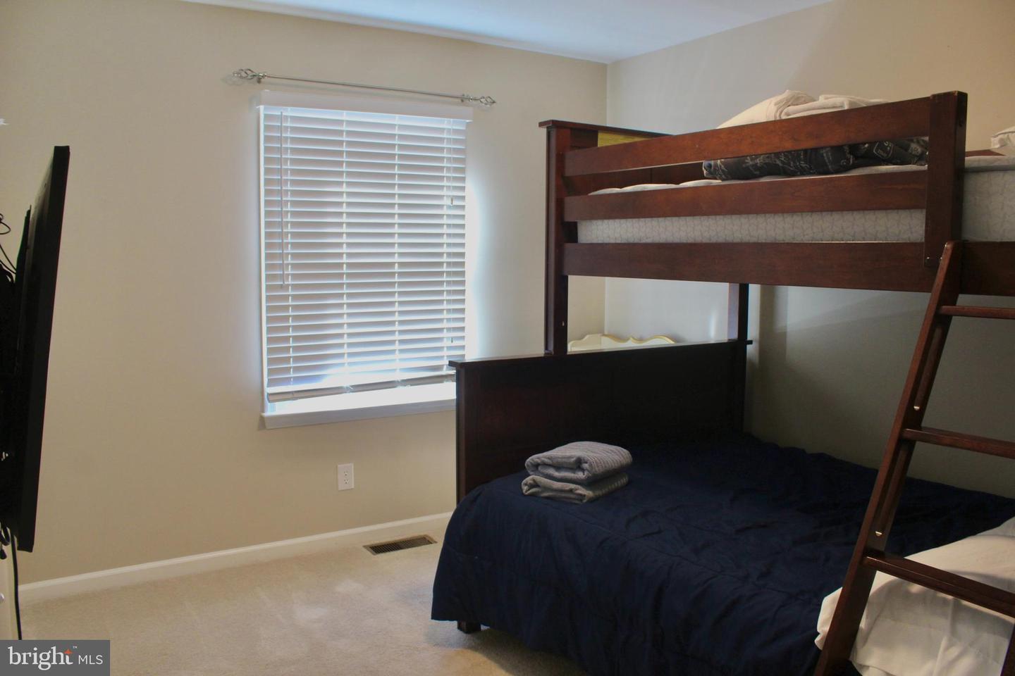206 PLEASANT LN, MC GAHEYSVILLE, Virginia 22840, 3 Bedrooms Bedrooms, ,2 BathroomsBathrooms,Residential,For sale,206 PLEASANT LN,VARO2002300 MLS # VARO2002300