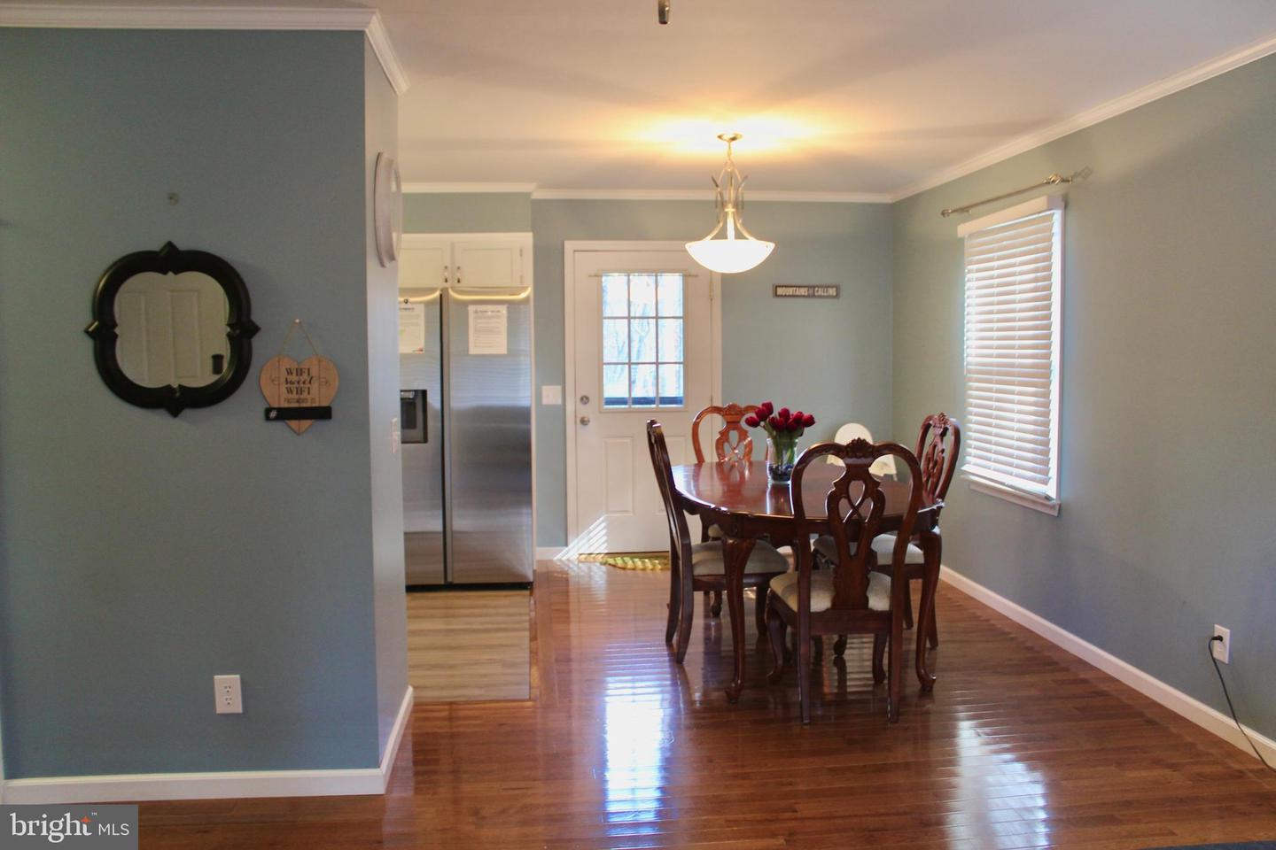 206 PLEASANT LN, MC GAHEYSVILLE, Virginia 22840, 3 Bedrooms Bedrooms, ,2 BathroomsBathrooms,Residential,For sale,206 PLEASANT LN,VARO2002300 MLS # VARO2002300