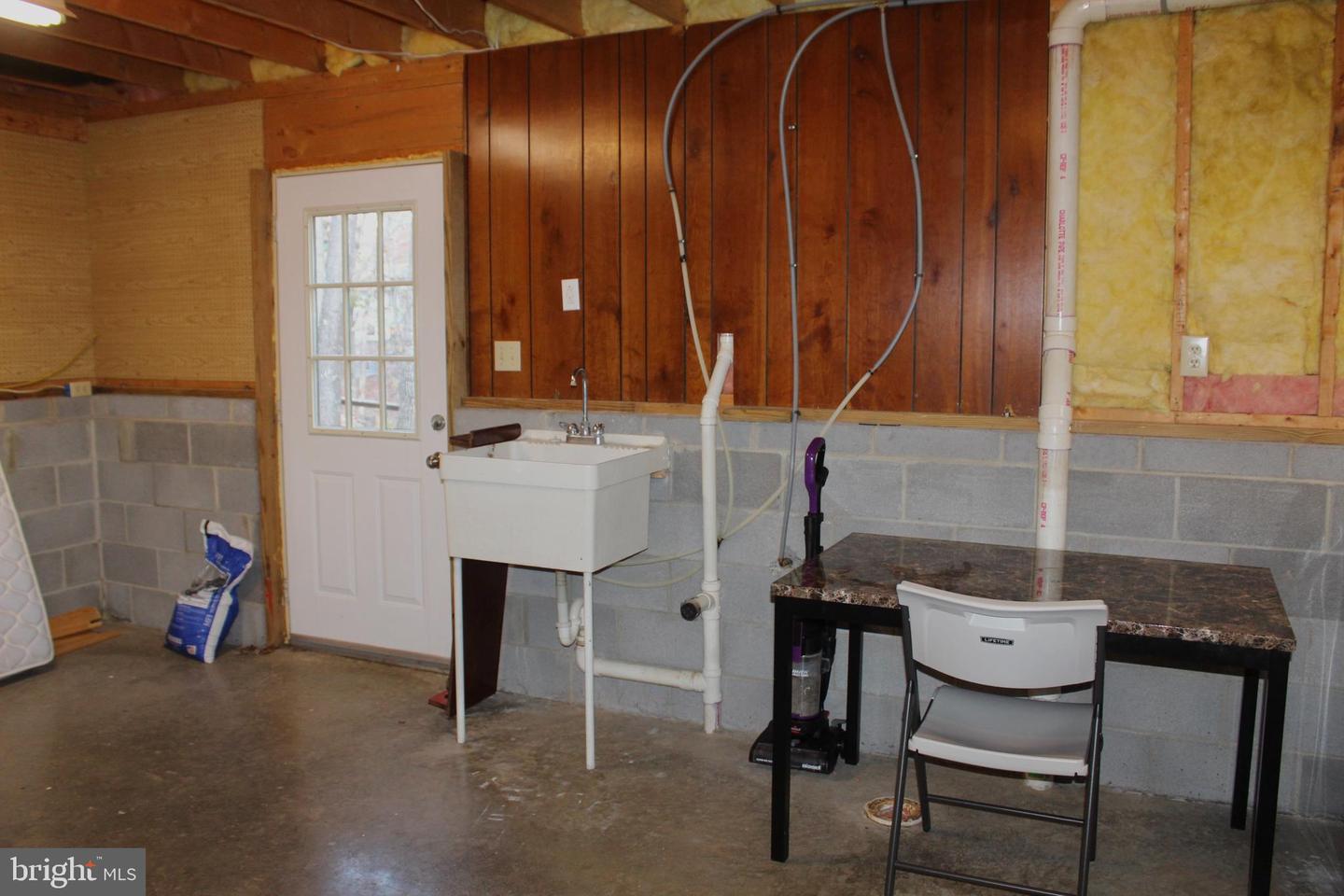 206 PLEASANT LN, MC GAHEYSVILLE, Virginia 22840, 3 Bedrooms Bedrooms, ,2 BathroomsBathrooms,Residential,For sale,206 PLEASANT LN,VARO2002300 MLS # VARO2002300
