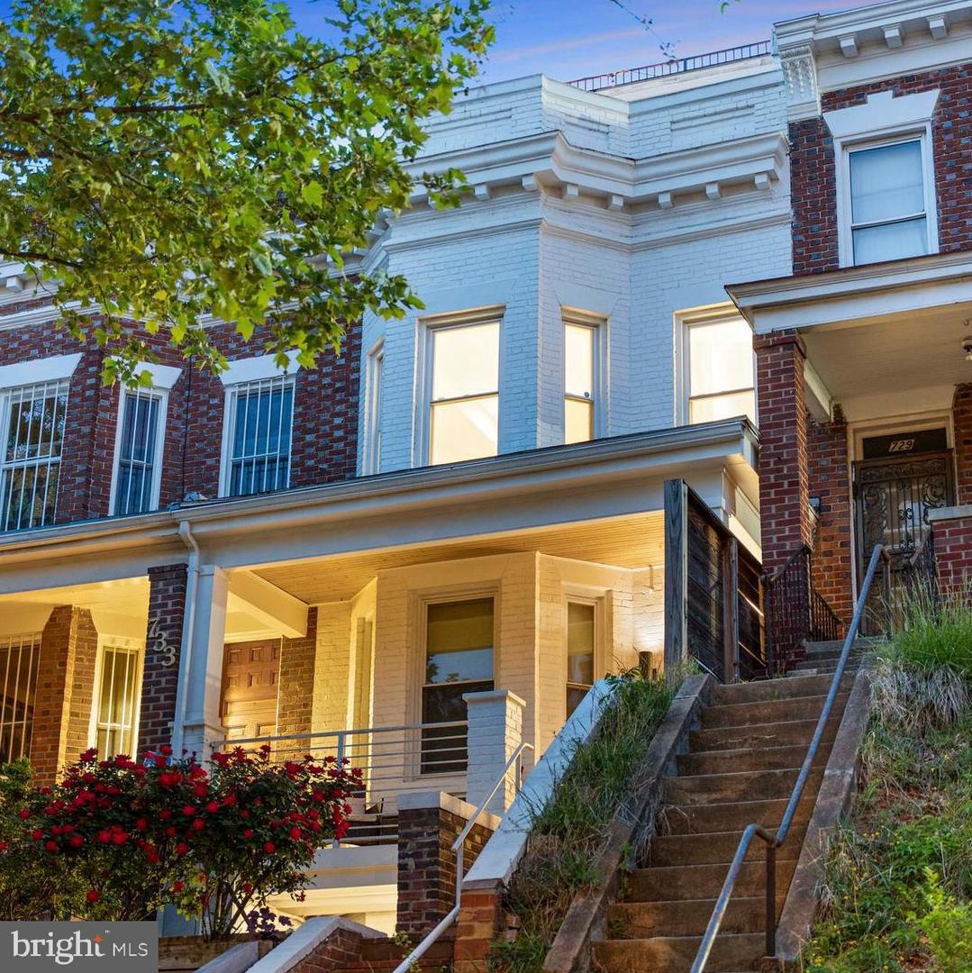 731 FAIRMONT ST NW #2, WASHINGTON, District Of Columbia 20001, 3 Bedrooms Bedrooms, 5 Rooms Rooms,3 BathroomsBathrooms,Residential,For sale,731 FAIRMONT ST NW #2,DCDC2200780 MLS # DCDC2200780