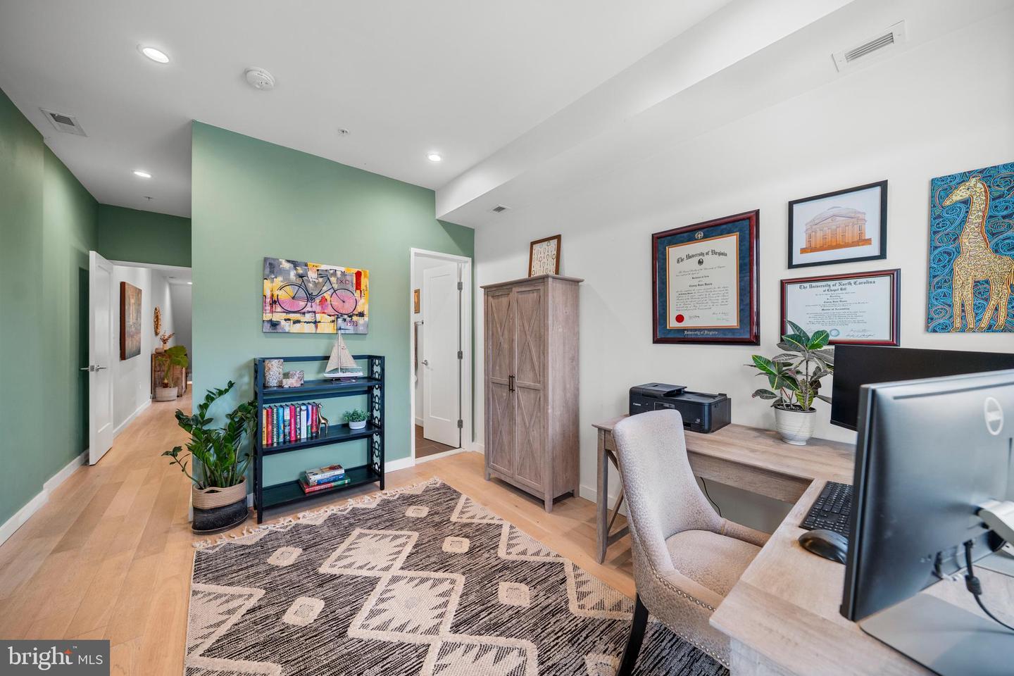 731 FAIRMONT ST NW #2, WASHINGTON, District Of Columbia 20001, 3 Bedrooms Bedrooms, 5 Rooms Rooms,3 BathroomsBathrooms,Residential,For sale,731 FAIRMONT ST NW #2,DCDC2200780 MLS # DCDC2200780