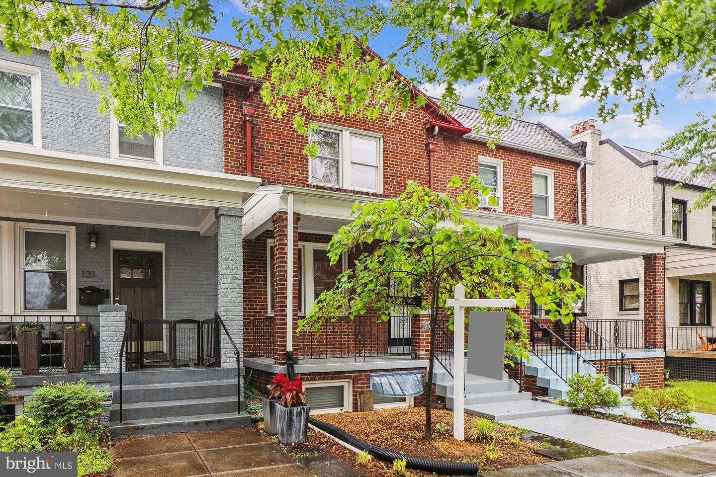 129 JEFFERSON ST NW, WASHINGTON, District Of Columbia 20011, 3 Bedrooms Bedrooms, ,3 BathroomsBathrooms,Residential,For sale,129 JEFFERSON ST NW,DCDC2200680 MLS # DCDC2200680