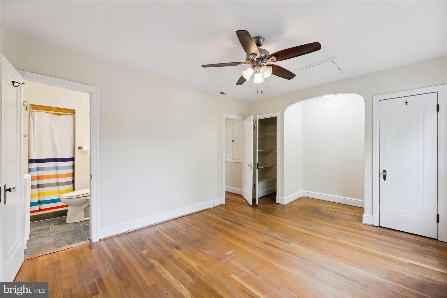 129 JEFFERSON ST NW, WASHINGTON, District Of Columbia 20011, 3 Bedrooms Bedrooms, ,3 BathroomsBathrooms,Residential,For sale,129 JEFFERSON ST NW,DCDC2200680 MLS # DCDC2200680