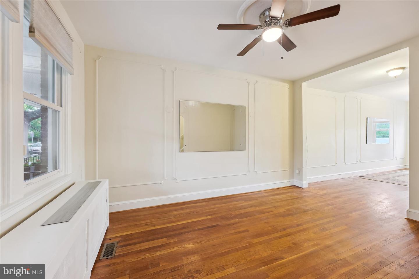 129 JEFFERSON ST NW, WASHINGTON, District Of Columbia 20011, 3 Bedrooms Bedrooms, ,3 BathroomsBathrooms,Residential,For sale,129 JEFFERSON ST NW,DCDC2200680 MLS # DCDC2200680