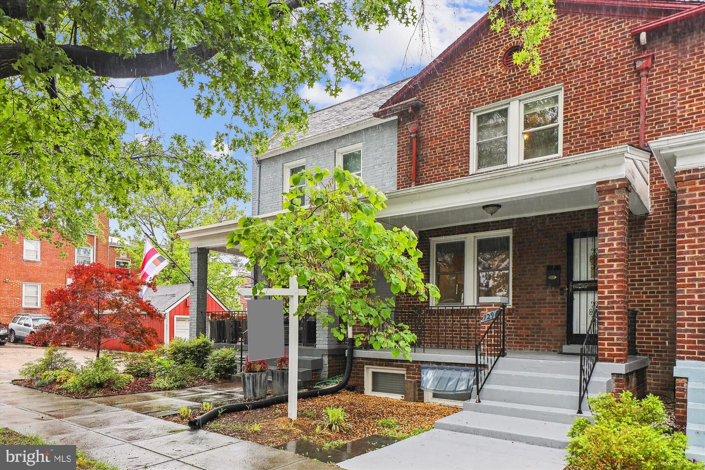 129 JEFFERSON ST NW, WASHINGTON, District Of Columbia 20011, 3 Bedrooms Bedrooms, ,3 BathroomsBathrooms,Residential,For sale,129 JEFFERSON ST NW,DCDC2200680 MLS # DCDC2200680