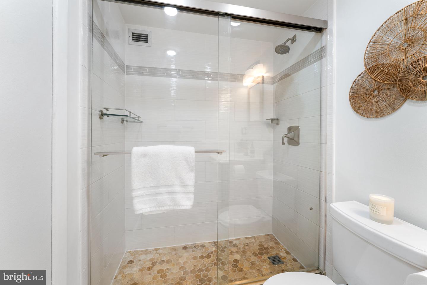 1301 20TH ST NW #713, WASHINGTON, District Of Columbia 20036, 1 Bedroom Bedrooms, ,1 BathroomBathrooms,Residential,For sale,1301 20TH ST NW #713,DCDC2200802 MLS # DCDC2200802