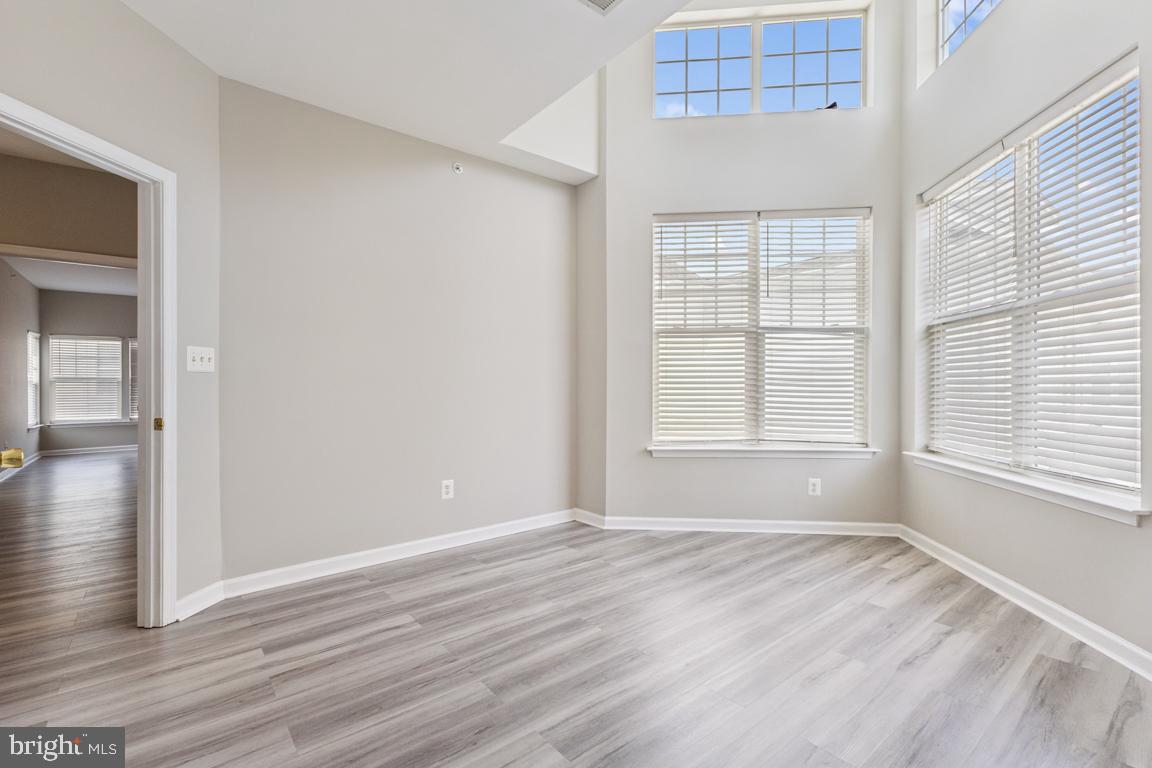 8868 SONG SPARROW DR, GAINESVILLE, Virginia 20155, 5 Bedrooms Bedrooms, ,3 BathroomsBathrooms,Residential,For sale,8868 SONG SPARROW DR,VAPW2094742 MLS # VAPW2094742