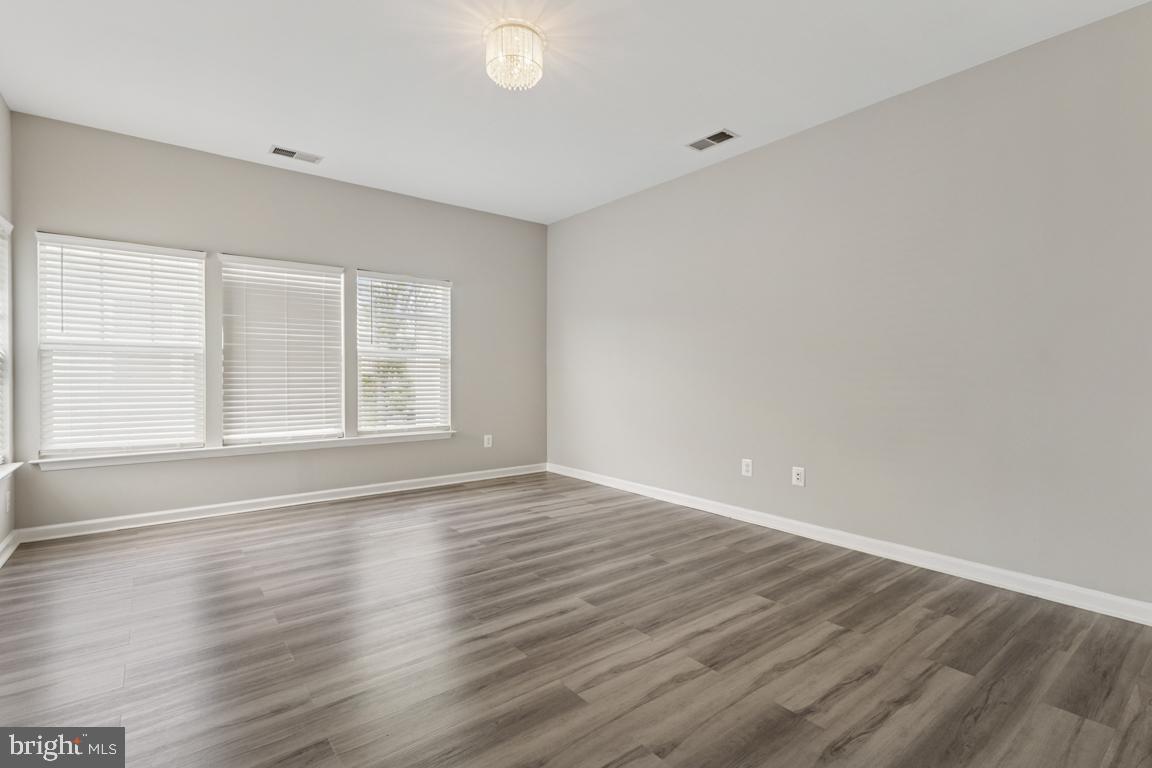 8868 SONG SPARROW DR, GAINESVILLE, Virginia 20155, 5 Bedrooms Bedrooms, ,3 BathroomsBathrooms,Residential,For sale,8868 SONG SPARROW DR,VAPW2094742 MLS # VAPW2094742