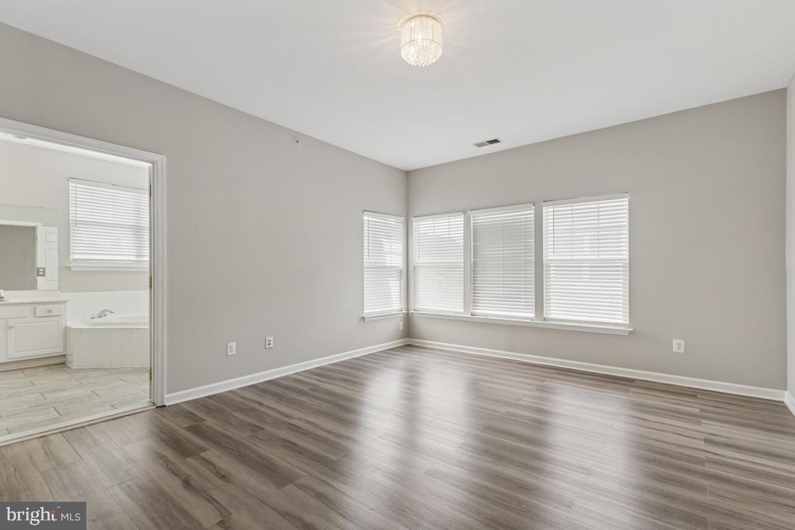 8868 SONG SPARROW DR, GAINESVILLE, Virginia 20155, 5 Bedrooms Bedrooms, ,3 BathroomsBathrooms,Residential,For sale,8868 SONG SPARROW DR,VAPW2094742 MLS # VAPW2094742