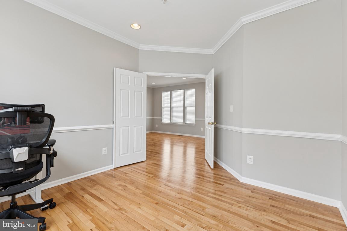 8868 SONG SPARROW DR, GAINESVILLE, Virginia 20155, 5 Bedrooms Bedrooms, ,3 BathroomsBathrooms,Residential,For sale,8868 SONG SPARROW DR,VAPW2094742 MLS # VAPW2094742