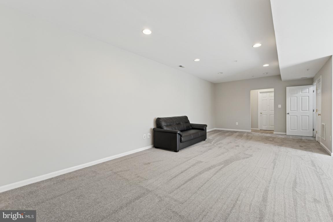 8868 SONG SPARROW DR, GAINESVILLE, Virginia 20155, 5 Bedrooms Bedrooms, ,3 BathroomsBathrooms,Residential,For sale,8868 SONG SPARROW DR,VAPW2094742 MLS # VAPW2094742