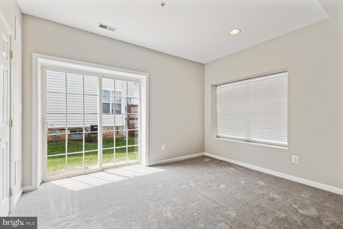 8868 SONG SPARROW DR, GAINESVILLE, Virginia 20155, 5 Bedrooms Bedrooms, ,3 BathroomsBathrooms,Residential,For sale,8868 SONG SPARROW DR,VAPW2094742 MLS # VAPW2094742