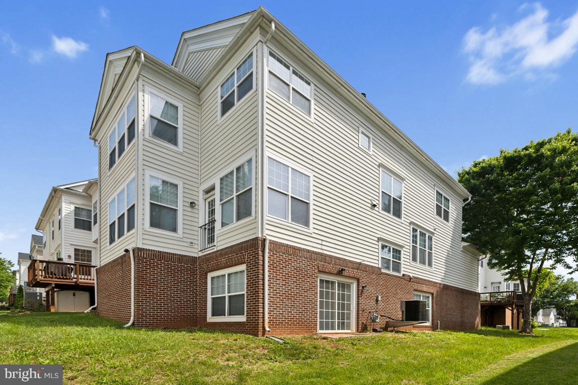 8868 SONG SPARROW DR, GAINESVILLE, Virginia 20155, 5 Bedrooms Bedrooms, ,3 BathroomsBathrooms,Residential,For sale,8868 SONG SPARROW DR,VAPW2094742 MLS # VAPW2094742