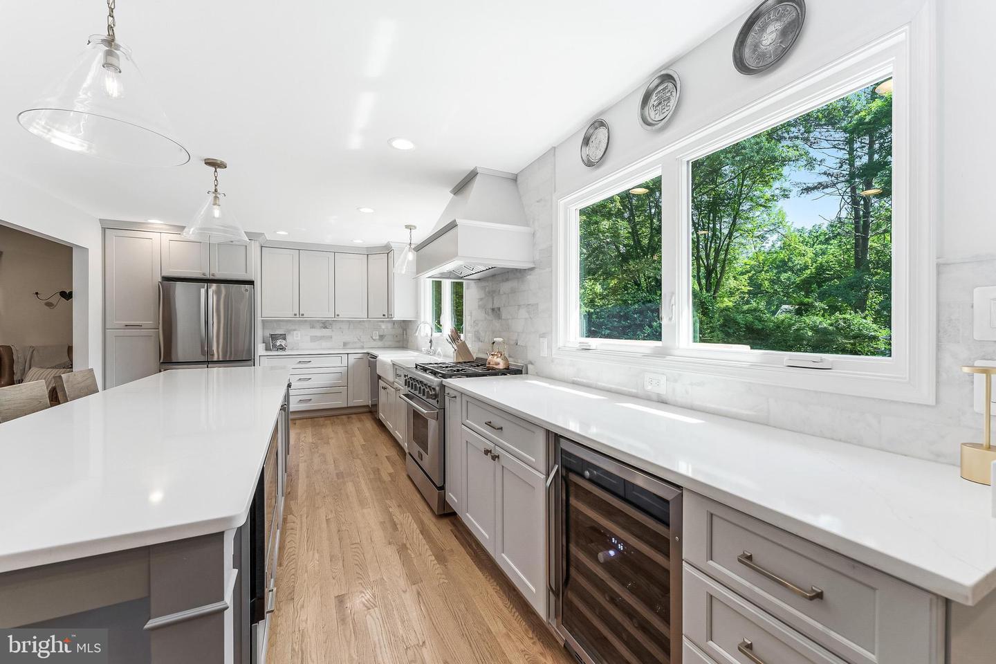 723 FOREST RIDGE DR, GREAT FALLS, Virginia 22066, 4 Bedrooms Bedrooms, ,2 BathroomsBathrooms,Residential,For sale,723 FOREST RIDGE DR,VAFX2241074 MLS # VAFX2241074
