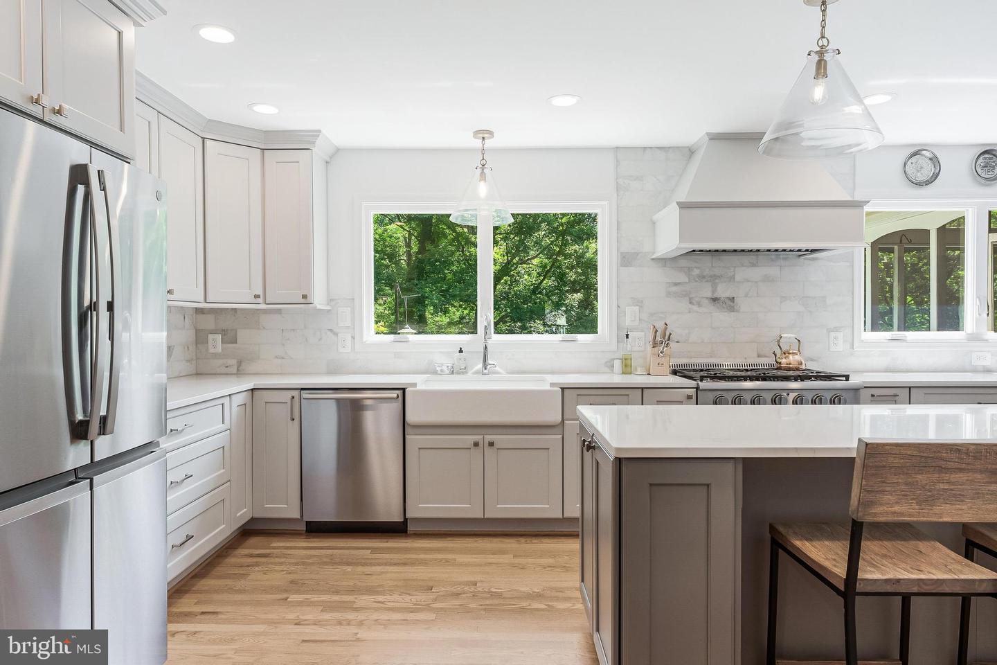 723 FOREST RIDGE DR, GREAT FALLS, Virginia 22066, 4 Bedrooms Bedrooms, ,2 BathroomsBathrooms,Residential,For sale,723 FOREST RIDGE DR,VAFX2241074 MLS # VAFX2241074