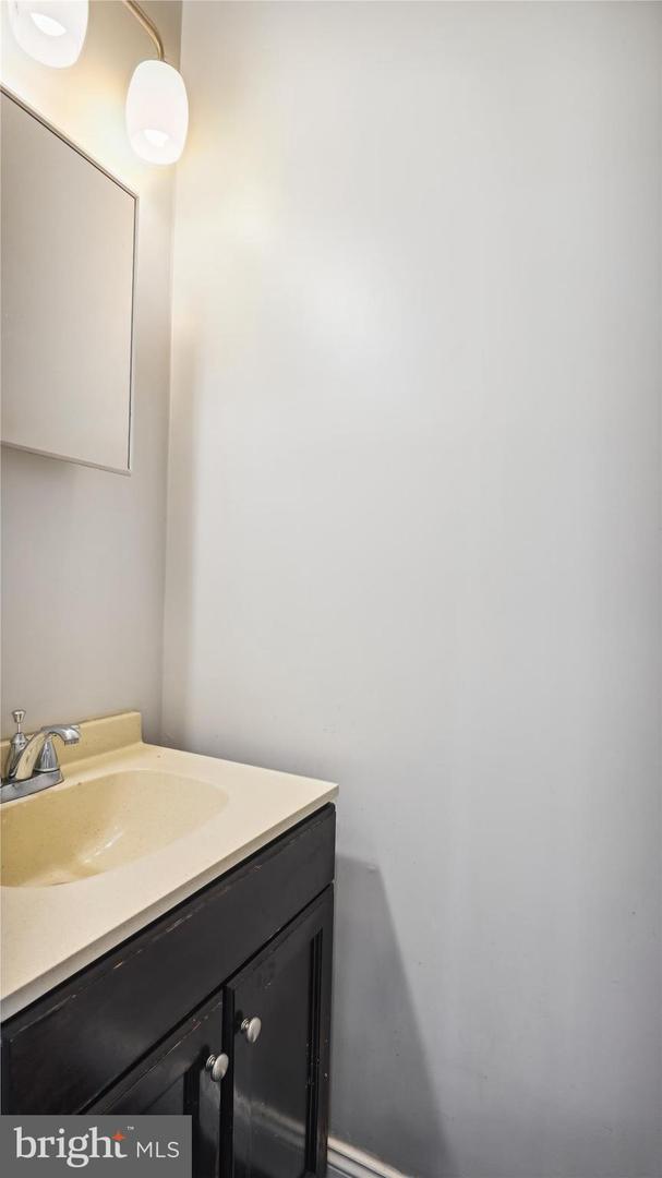 1321 W ST SE, WASHINGTON, District Of Columbia 20020, 2 Bedrooms Bedrooms, ,2 BathroomsBathrooms,Residential,For sale,1321 W ST SE,DCDC2200788 MLS # DCDC2200788