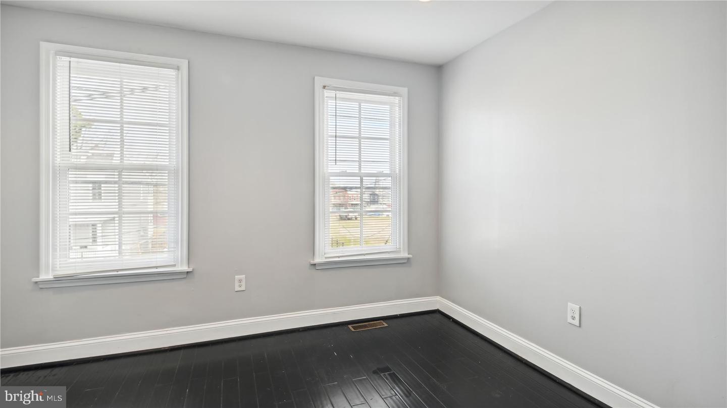1321 W ST SE, WASHINGTON, District Of Columbia 20020, 2 Bedrooms Bedrooms, ,2 BathroomsBathrooms,Residential,For sale,1321 W ST SE,DCDC2200788 MLS # DCDC2200788