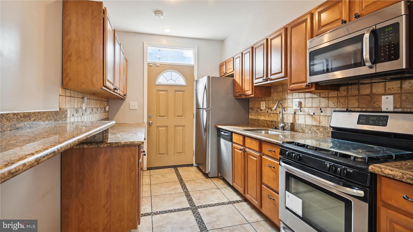 1321 W ST SE, WASHINGTON, District Of Columbia 20020, 2 Bedrooms Bedrooms, ,2 BathroomsBathrooms,Residential,For sale,1321 W ST SE,DCDC2200788 MLS # DCDC2200788