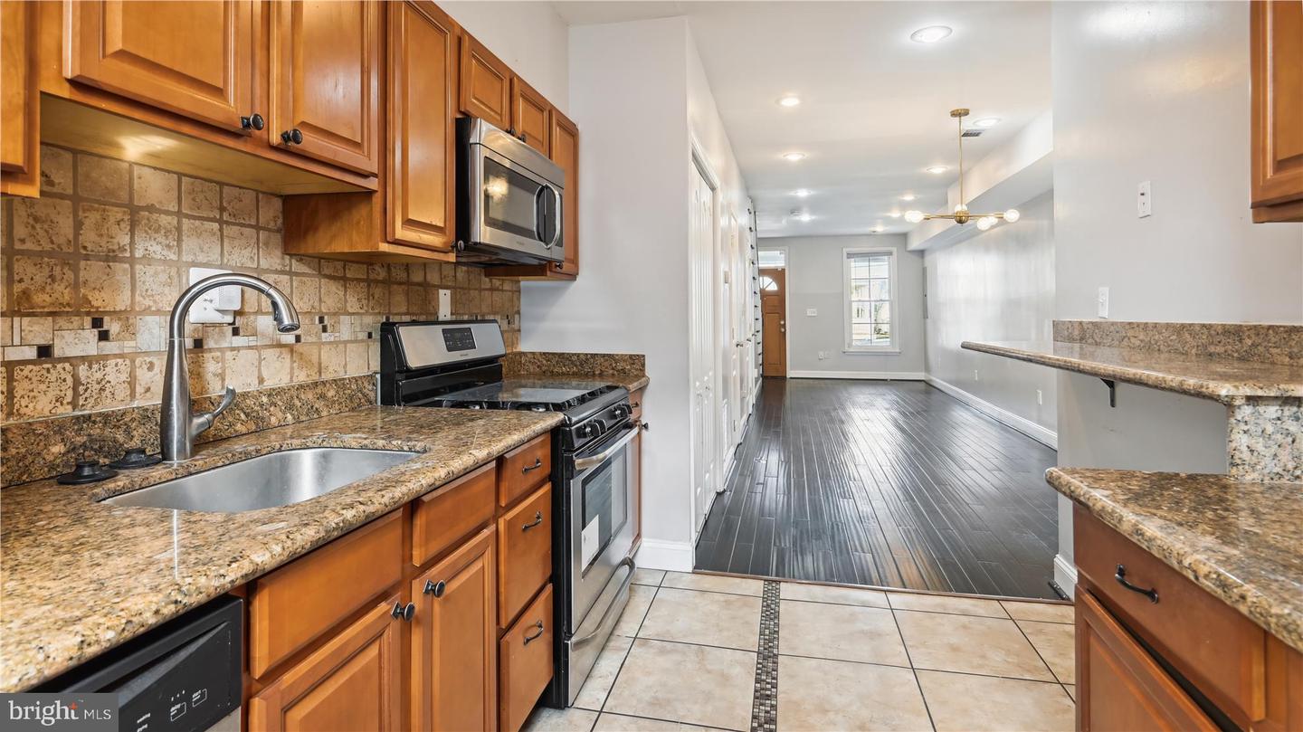 1321 W ST SE, WASHINGTON, District Of Columbia 20020, 2 Bedrooms Bedrooms, ,2 BathroomsBathrooms,Residential,For sale,1321 W ST SE,DCDC2200788 MLS # DCDC2200788