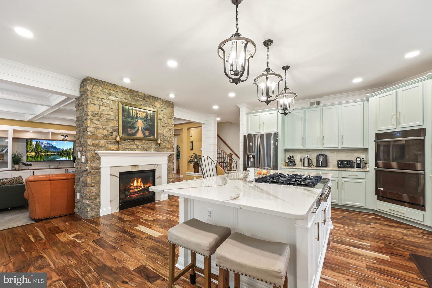 519 CARDINAL LN, WARRENTON, Virginia 20186, 5 Bedrooms Bedrooms, ,4 BathroomsBathrooms,Residential,For sale,519 CARDINAL LN,VAFQ2016646 MLS # VAFQ2016646