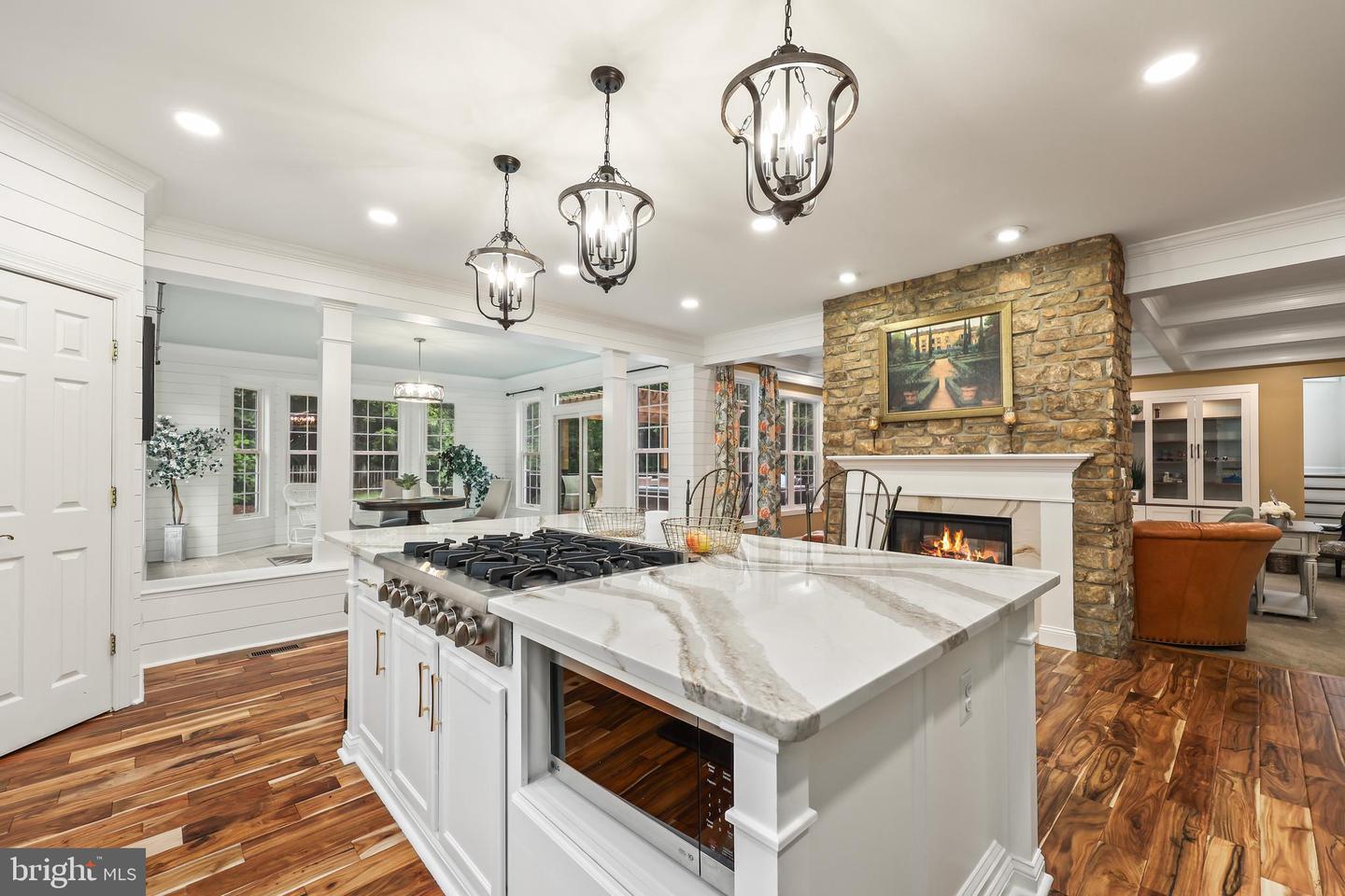 519 CARDINAL LN, WARRENTON, Virginia 20186, 5 Bedrooms Bedrooms, ,4 BathroomsBathrooms,Residential,For sale,519 CARDINAL LN,VAFQ2016646 MLS # VAFQ2016646