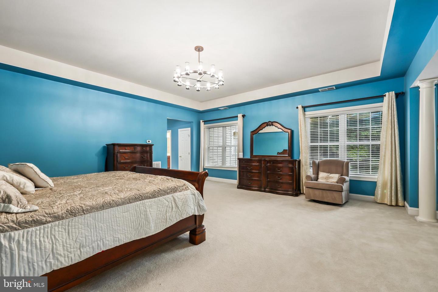 519 CARDINAL LN, WARRENTON, Virginia 20186, 5 Bedrooms Bedrooms, ,4 BathroomsBathrooms,Residential,For sale,519 CARDINAL LN,VAFQ2016646 MLS # VAFQ2016646