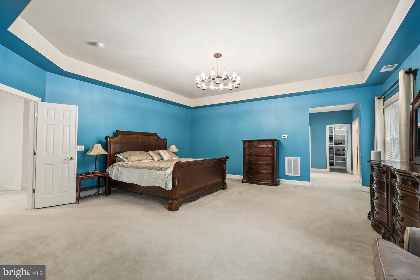519 CARDINAL LN, WARRENTON, Virginia 20186, 5 Bedrooms Bedrooms, ,4 BathroomsBathrooms,Residential,For sale,519 CARDINAL LN,VAFQ2016646 MLS # VAFQ2016646