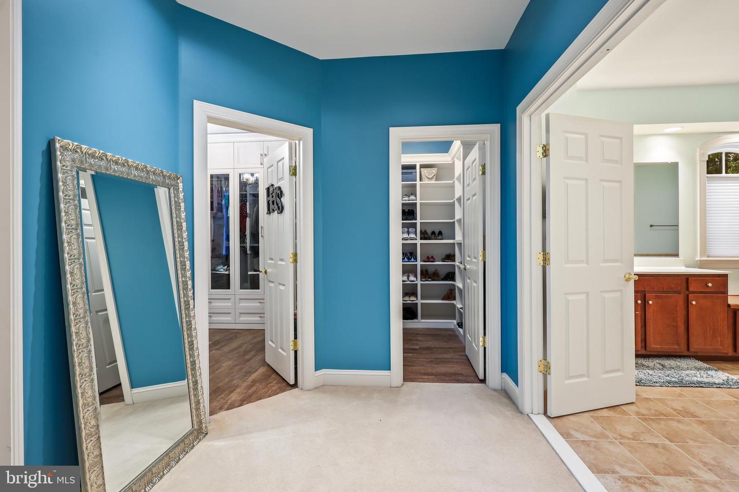 519 CARDINAL LN, WARRENTON, Virginia 20186, 5 Bedrooms Bedrooms, ,4 BathroomsBathrooms,Residential,For sale,519 CARDINAL LN,VAFQ2016646 MLS # VAFQ2016646