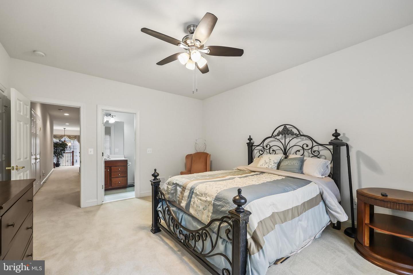519 CARDINAL LN, WARRENTON, Virginia 20186, 5 Bedrooms Bedrooms, ,4 BathroomsBathrooms,Residential,For sale,519 CARDINAL LN,VAFQ2016646 MLS # VAFQ2016646