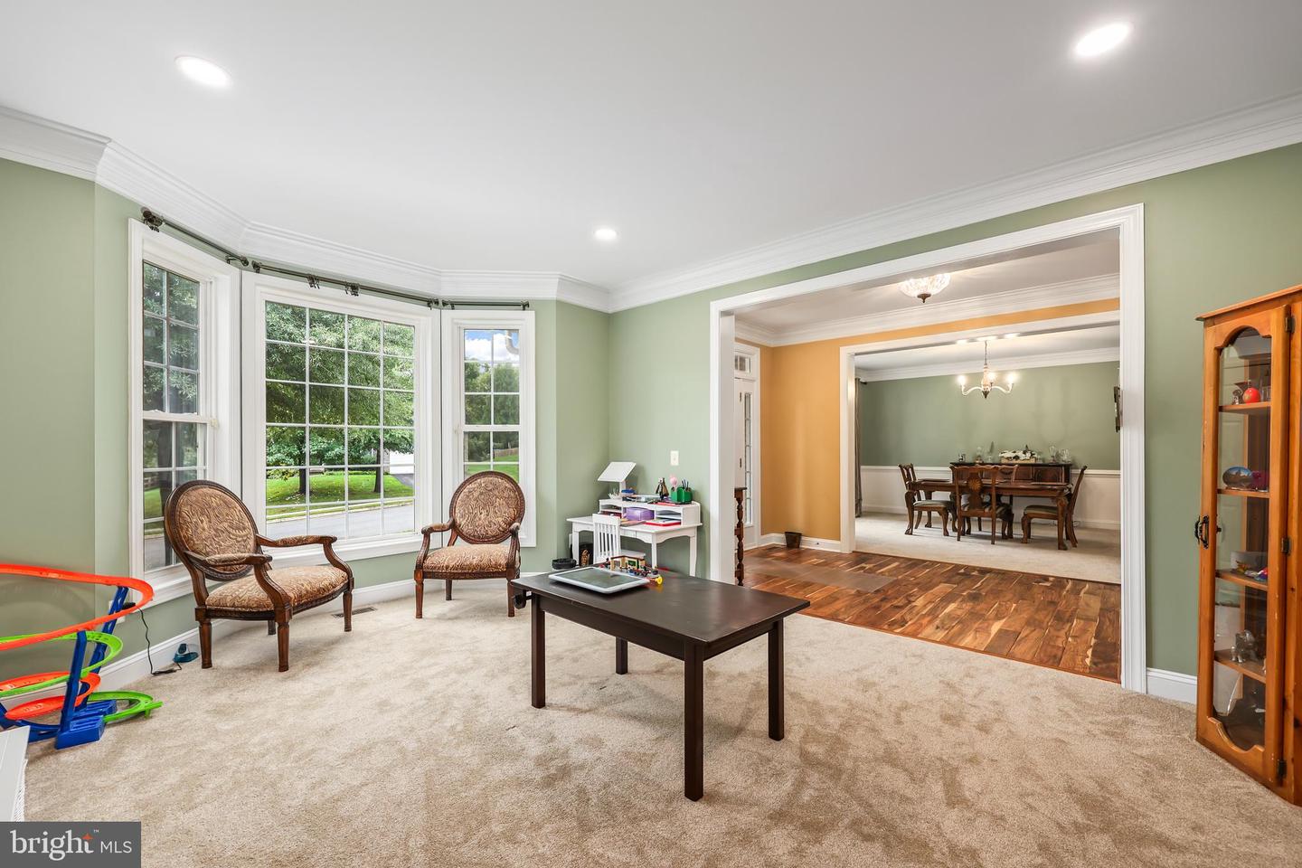 519 CARDINAL LN, WARRENTON, Virginia 20186, 5 Bedrooms Bedrooms, ,4 BathroomsBathrooms,Residential,For sale,519 CARDINAL LN,VAFQ2016646 MLS # VAFQ2016646