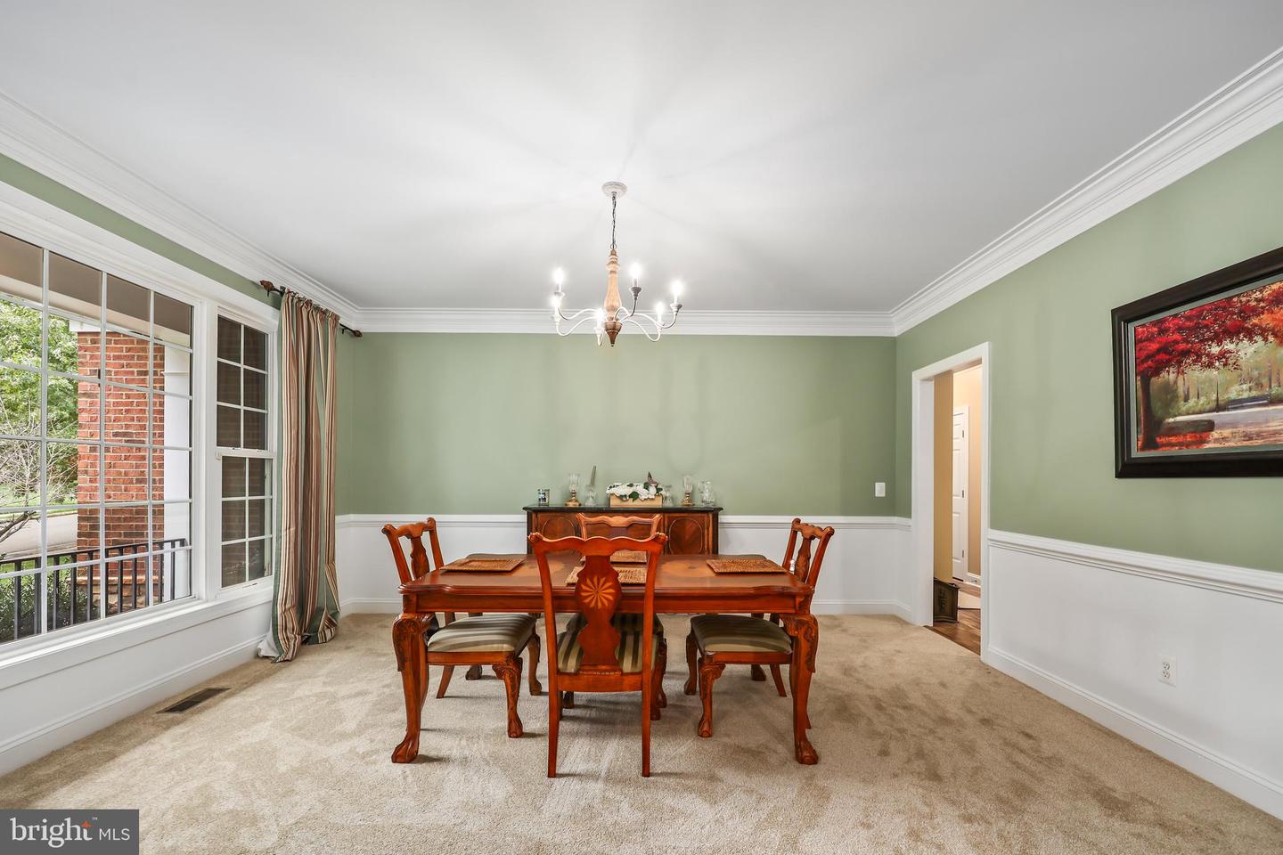 519 CARDINAL LN, WARRENTON, Virginia 20186, 5 Bedrooms Bedrooms, ,4 BathroomsBathrooms,Residential,For sale,519 CARDINAL LN,VAFQ2016646 MLS # VAFQ2016646