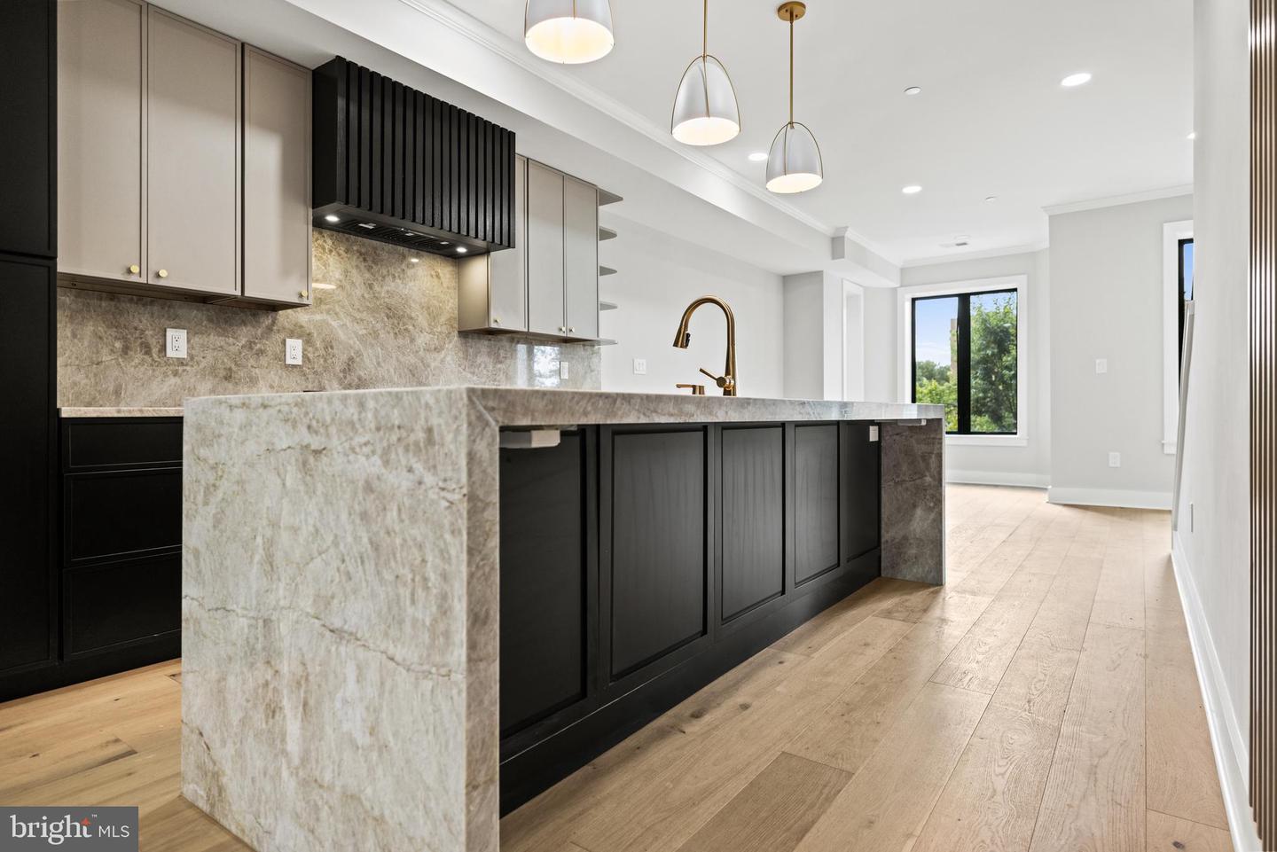 1407 1ST ST NW #PH-2, WASHINGTON, District Of Columbia 20001, 3 Bedrooms Bedrooms, ,2 BathroomsBathrooms,Residential,For sale,1407 1ST ST NW #PH-2,DCDC2200836 MLS # DCDC2200836