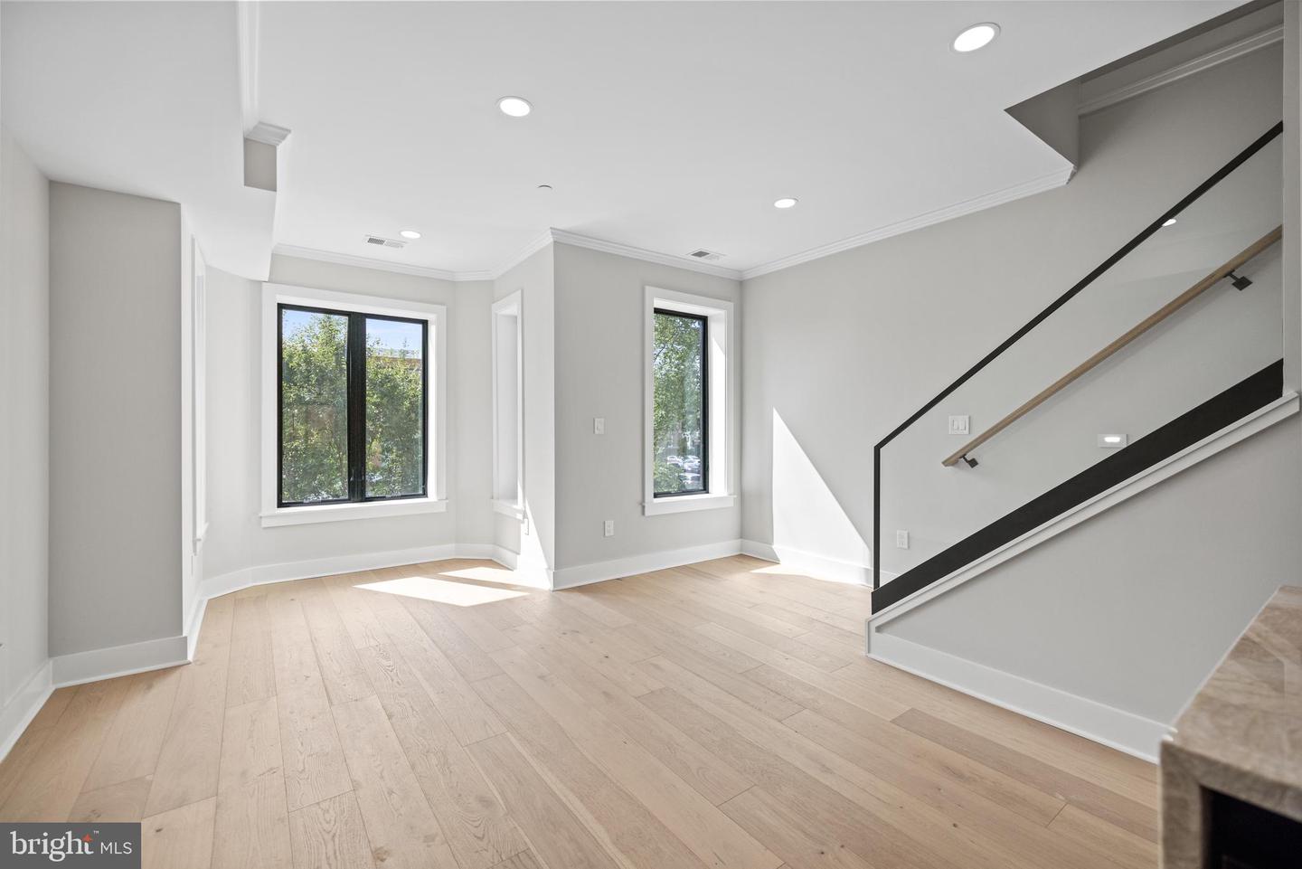 1407 1ST ST NW #PH-2, WASHINGTON, District Of Columbia 20001, 3 Bedrooms Bedrooms, ,2 BathroomsBathrooms,Residential,For sale,1407 1ST ST NW #PH-2,DCDC2200836 MLS # DCDC2200836