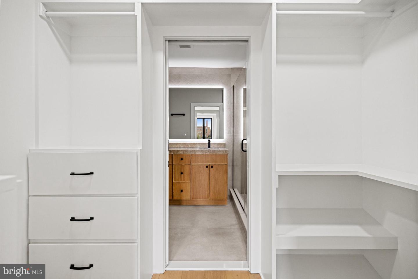 1407 1ST ST NW #PH-2, WASHINGTON, District Of Columbia 20001, 3 Bedrooms Bedrooms, ,2 BathroomsBathrooms,Residential,For sale,1407 1ST ST NW #PH-2,DCDC2200836 MLS # DCDC2200836