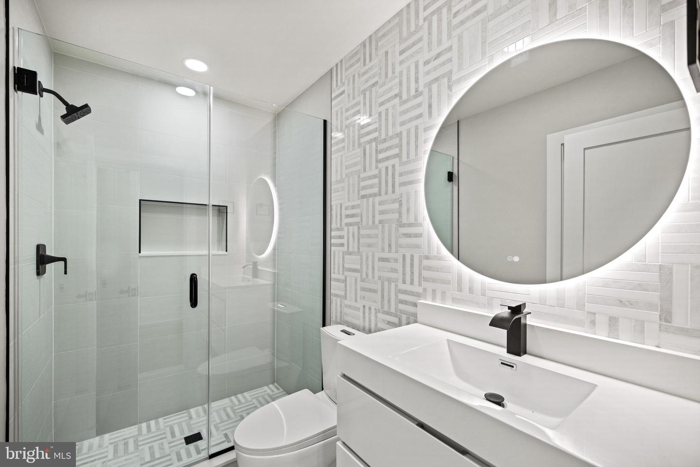1407 1ST ST NW #PH-2, WASHINGTON, District Of Columbia 20001, 3 Bedrooms Bedrooms, ,2 BathroomsBathrooms,Residential,For sale,1407 1ST ST NW #PH-2,DCDC2200836 MLS # DCDC2200836