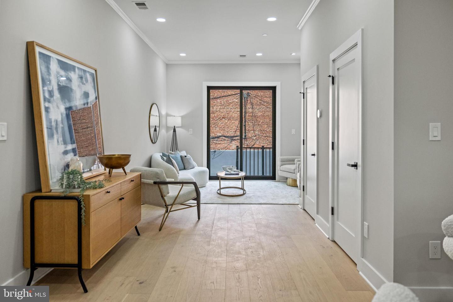 1407 1ST ST NW #1, WASHINGTON, District Of Columbia 20001, 3 Bedrooms Bedrooms, ,2 BathroomsBathrooms,Residential,For sale,1407 1ST ST NW #1,DCDC2200840 MLS # DCDC2200840