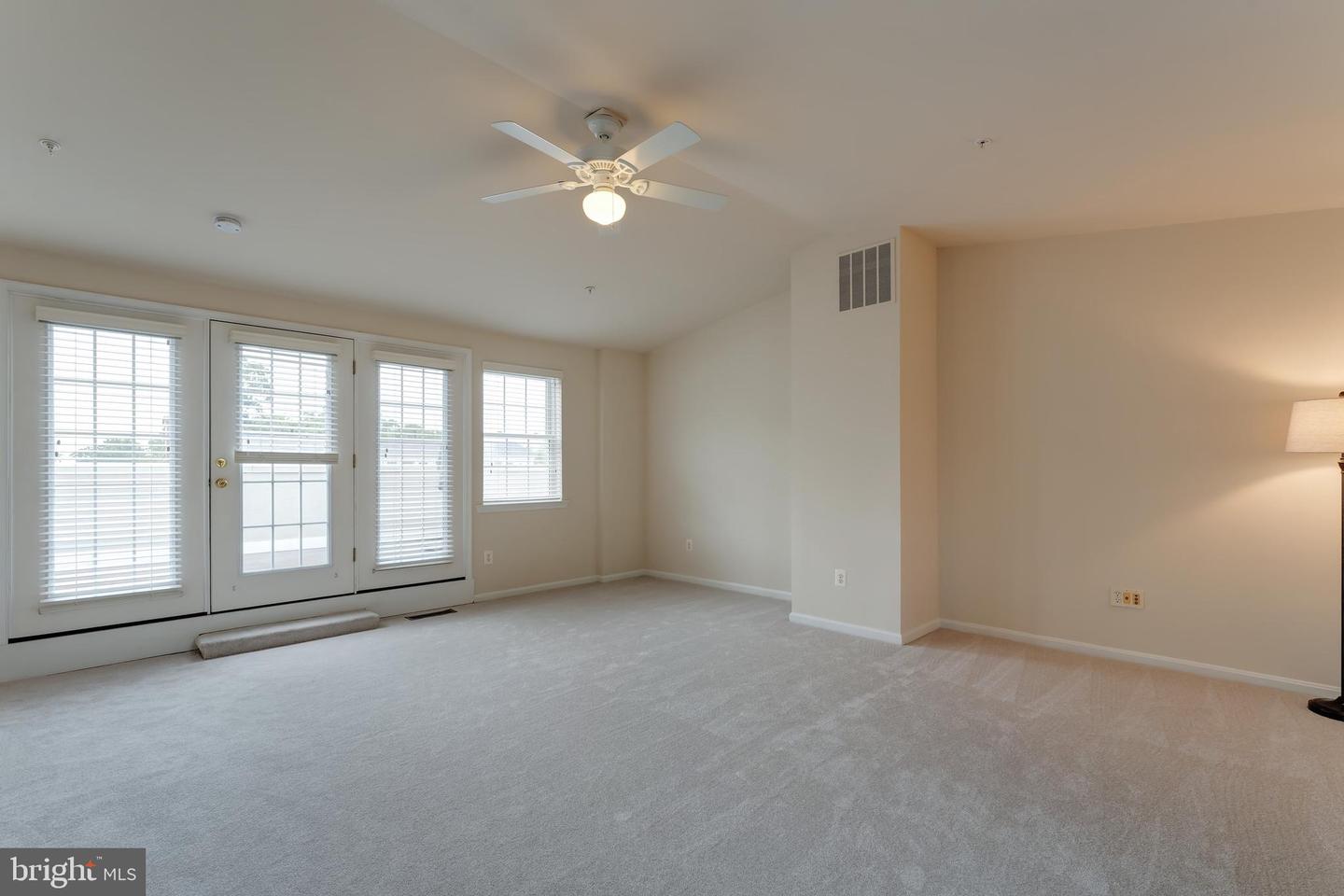 12121 KINSLEY PL, RESTON, Virginia 20190, 3 Bedrooms Bedrooms, 9 Rooms Rooms,3 BathroomsBathrooms,Residential,For sale,12121 KINSLEY PL,VAFX2241096 MLS # VAFX2241096