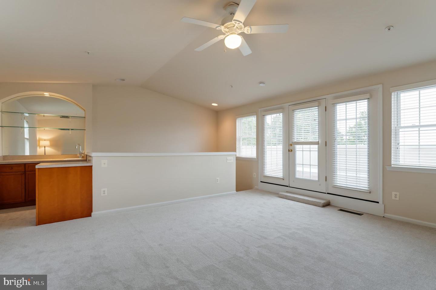 12121 KINSLEY PL, RESTON, Virginia 20190, 3 Bedrooms Bedrooms, 9 Rooms Rooms,3 BathroomsBathrooms,Residential,For sale,12121 KINSLEY PL,VAFX2241096 MLS # VAFX2241096