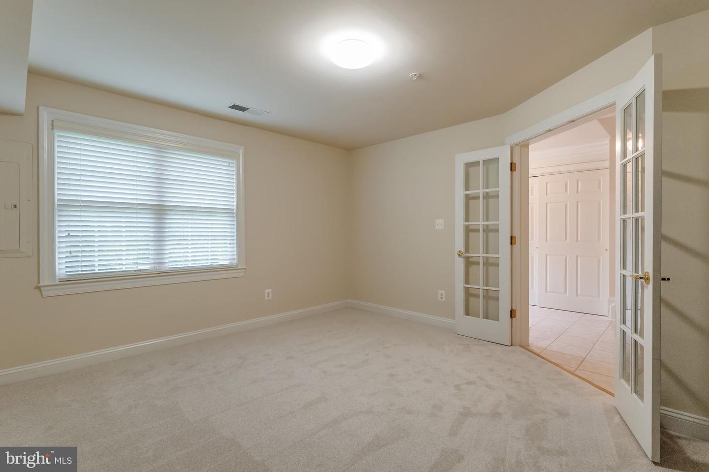12121 KINSLEY PL, RESTON, Virginia 20190, 3 Bedrooms Bedrooms, 9 Rooms Rooms,3 BathroomsBathrooms,Residential,For sale,12121 KINSLEY PL,VAFX2241096 MLS # VAFX2241096