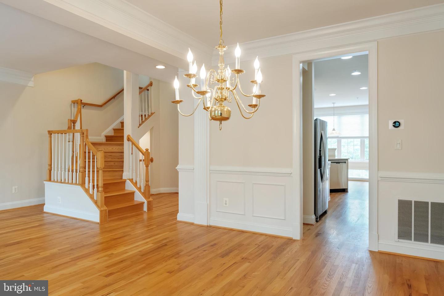 12121 KINSLEY PL, RESTON, Virginia 20190, 3 Bedrooms Bedrooms, 9 Rooms Rooms,3 BathroomsBathrooms,Residential,For sale,12121 KINSLEY PL,VAFX2241096 MLS # VAFX2241096
